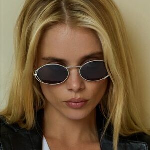 NWT aureum collective St. Tropez silver oval sunglasses